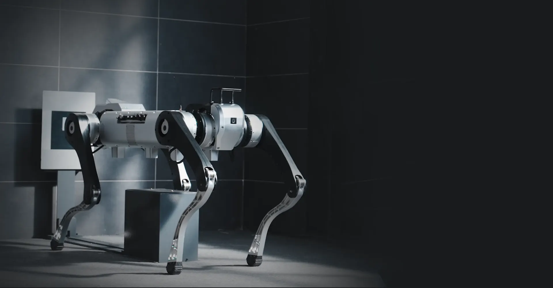AgiBot D1 MaxPro — 24